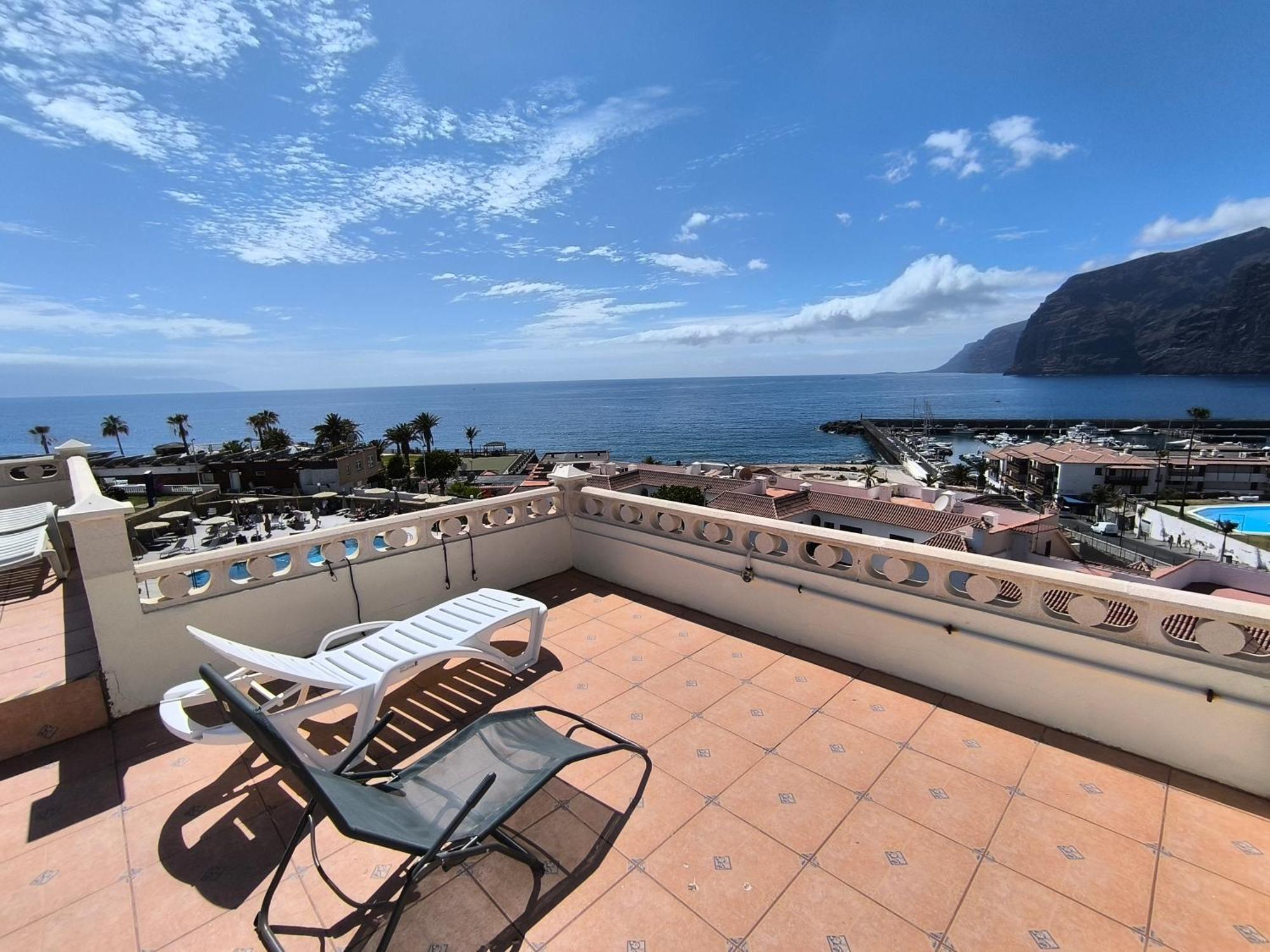 Amazing View Los Gigantes & La Gomera Lägenhet Acantilado de los Gigantes Exteriör bild